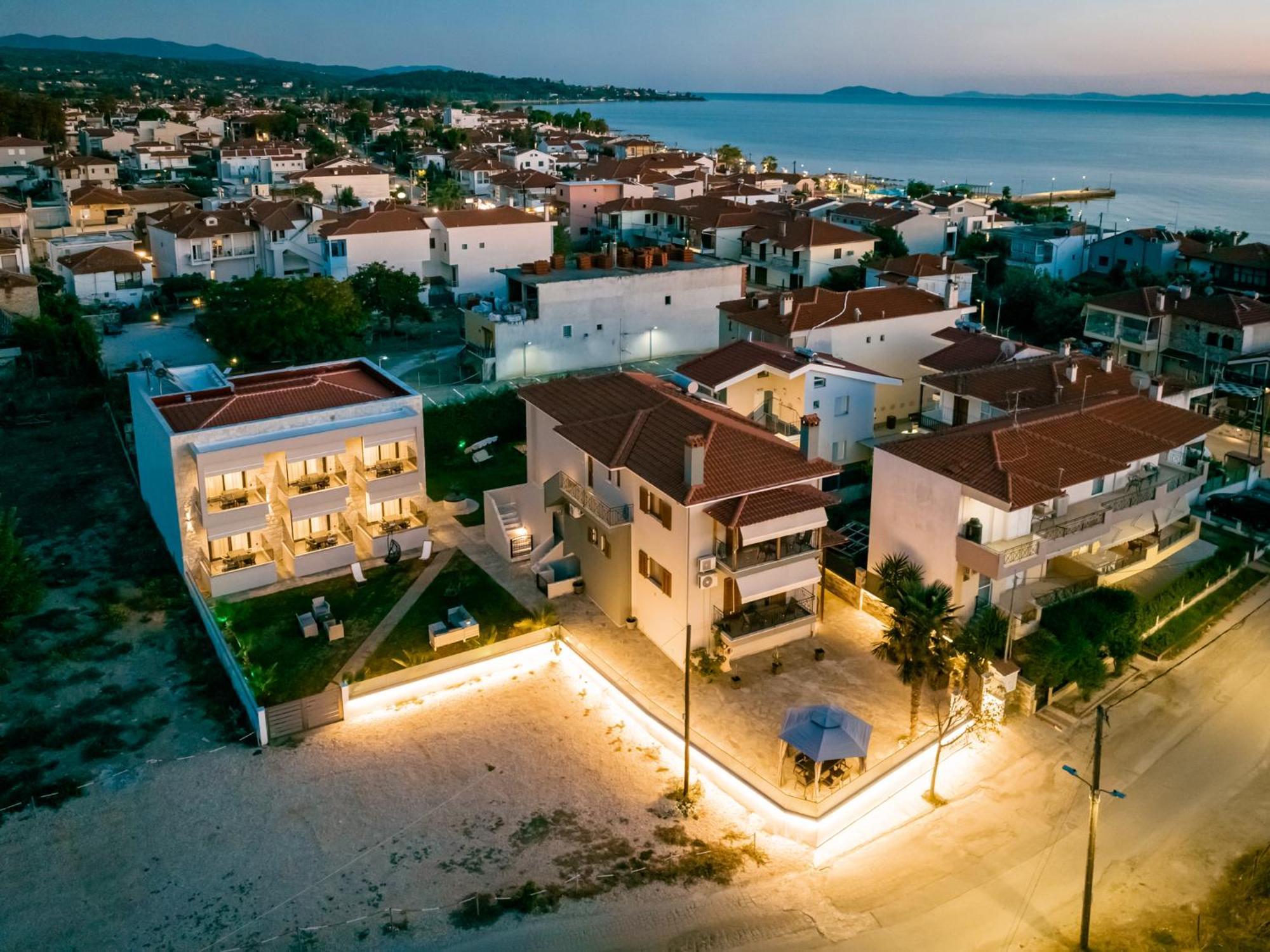 Antony'S Luxury Apartments Nikiti  Exterior foto
